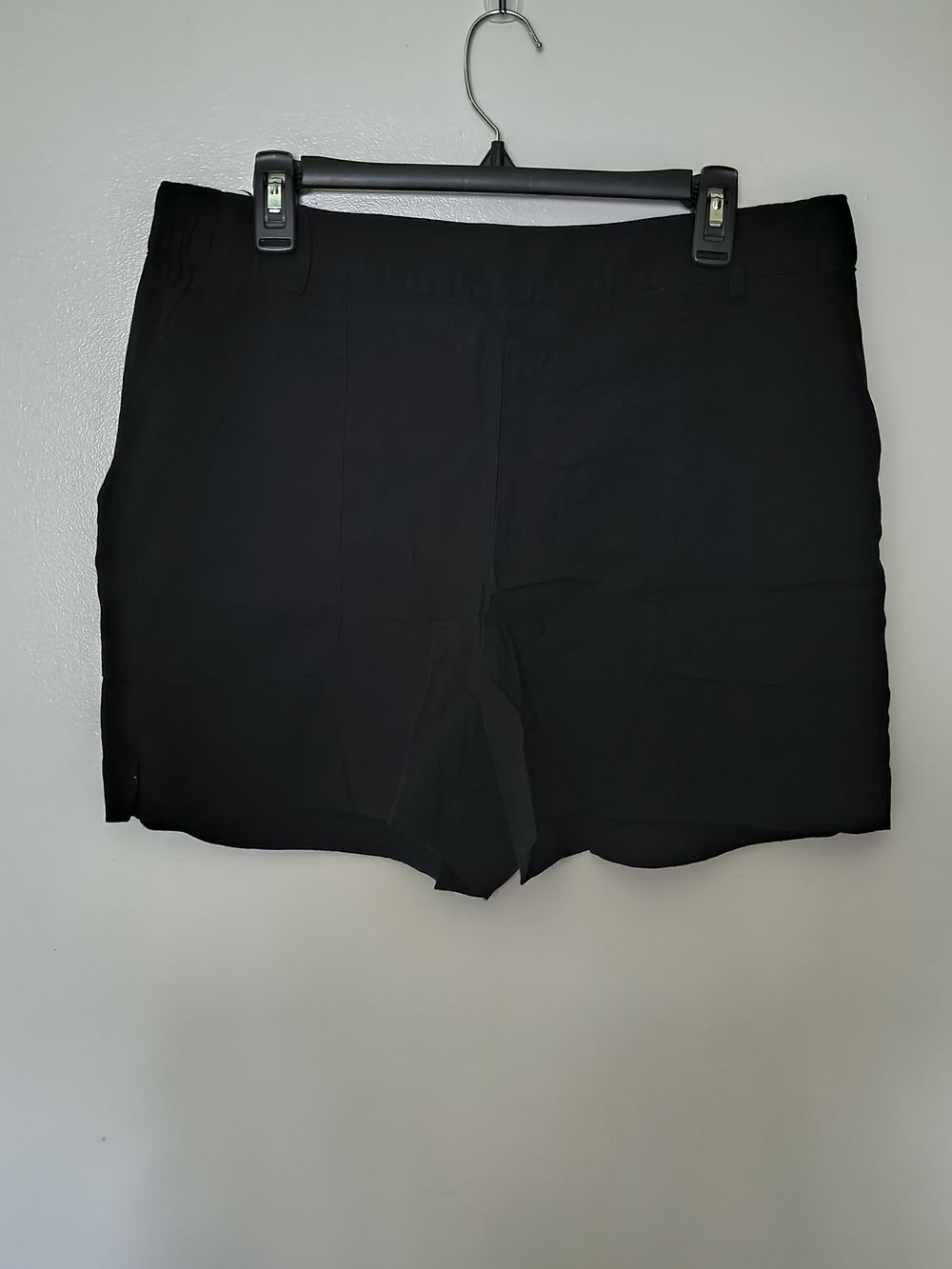 a new day Black Women's Elastic-Waist Shorts
